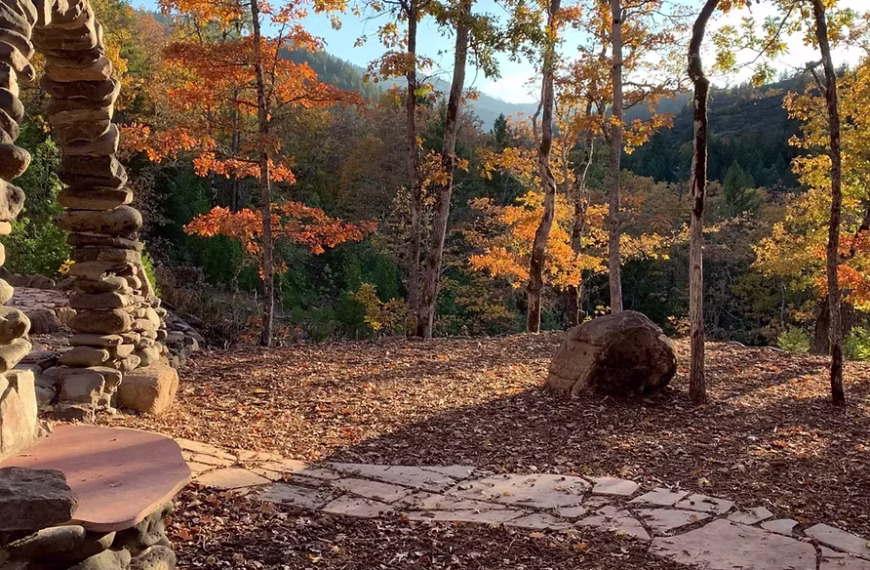 Into The Darkness: Sky Cave Blind Retreats