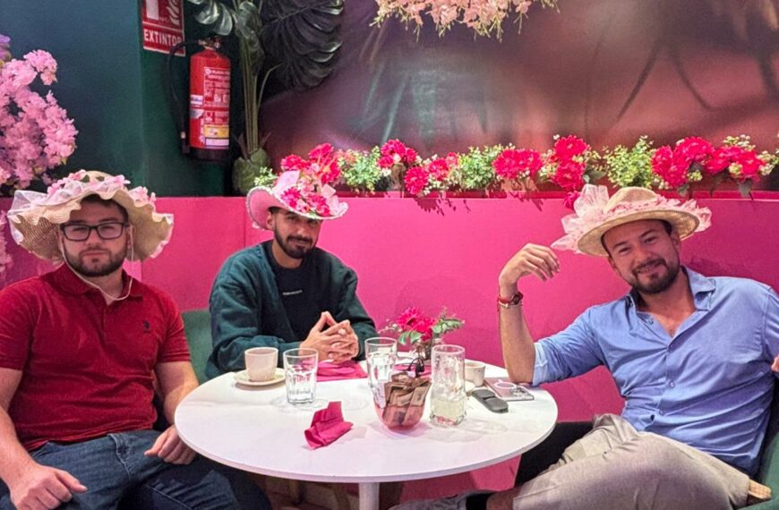 Gossip, No one will judge!