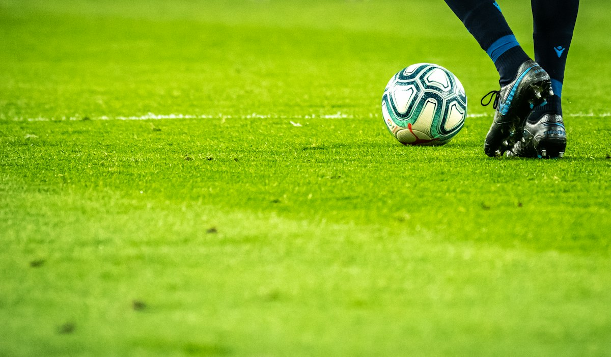 Robotic Soccer Training Footbonaut: Athletic Innovation - robotic soccer training footbonaut | Science of the Time