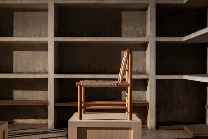 AtMa J39 chair repair and material restoration process